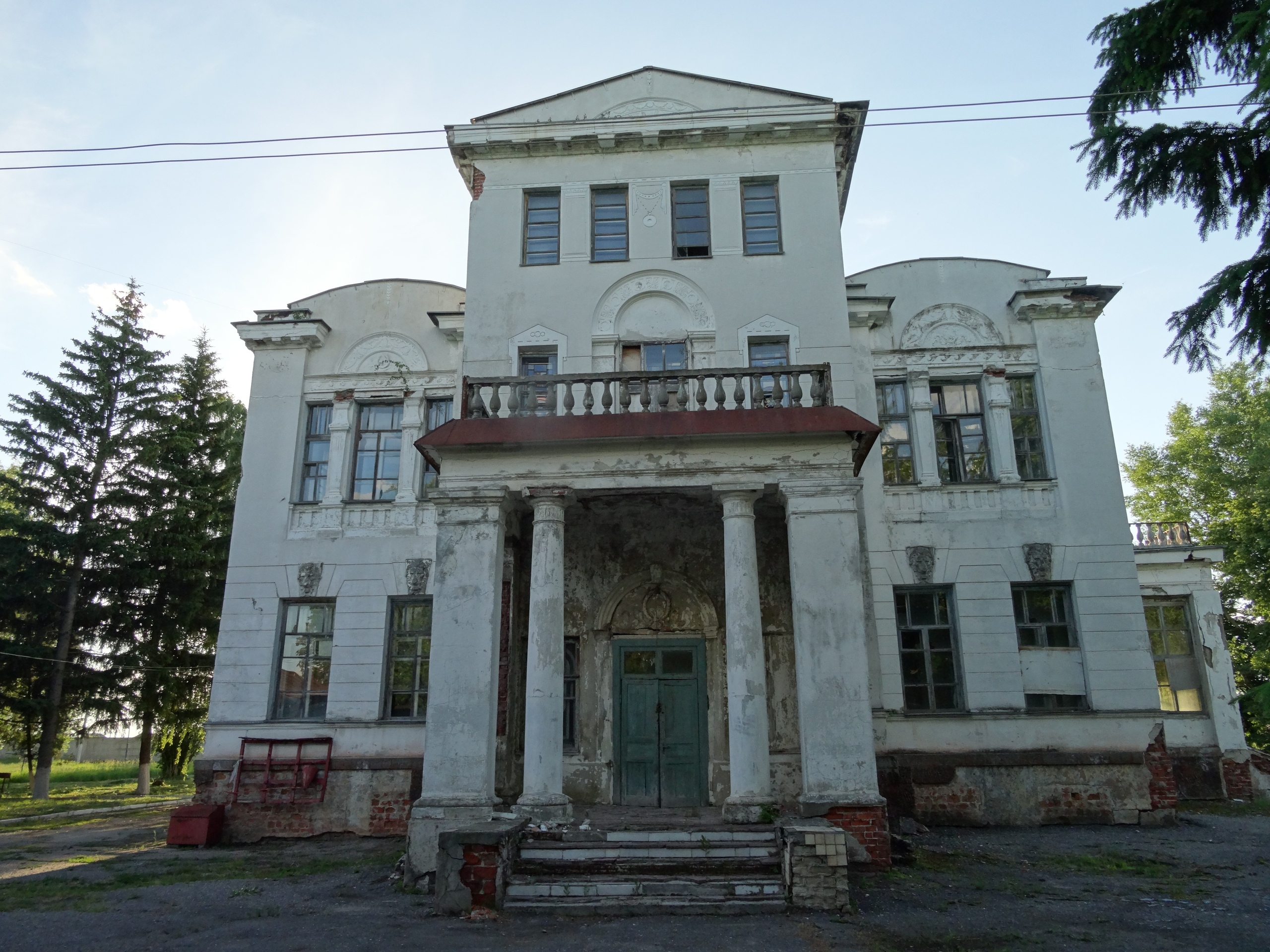 Усадьба Новосильцева. Адрес — Курская обл., Курский р-н, с. Лебяжье. Фото,  режим работы, афиша и события. Соловьиный край