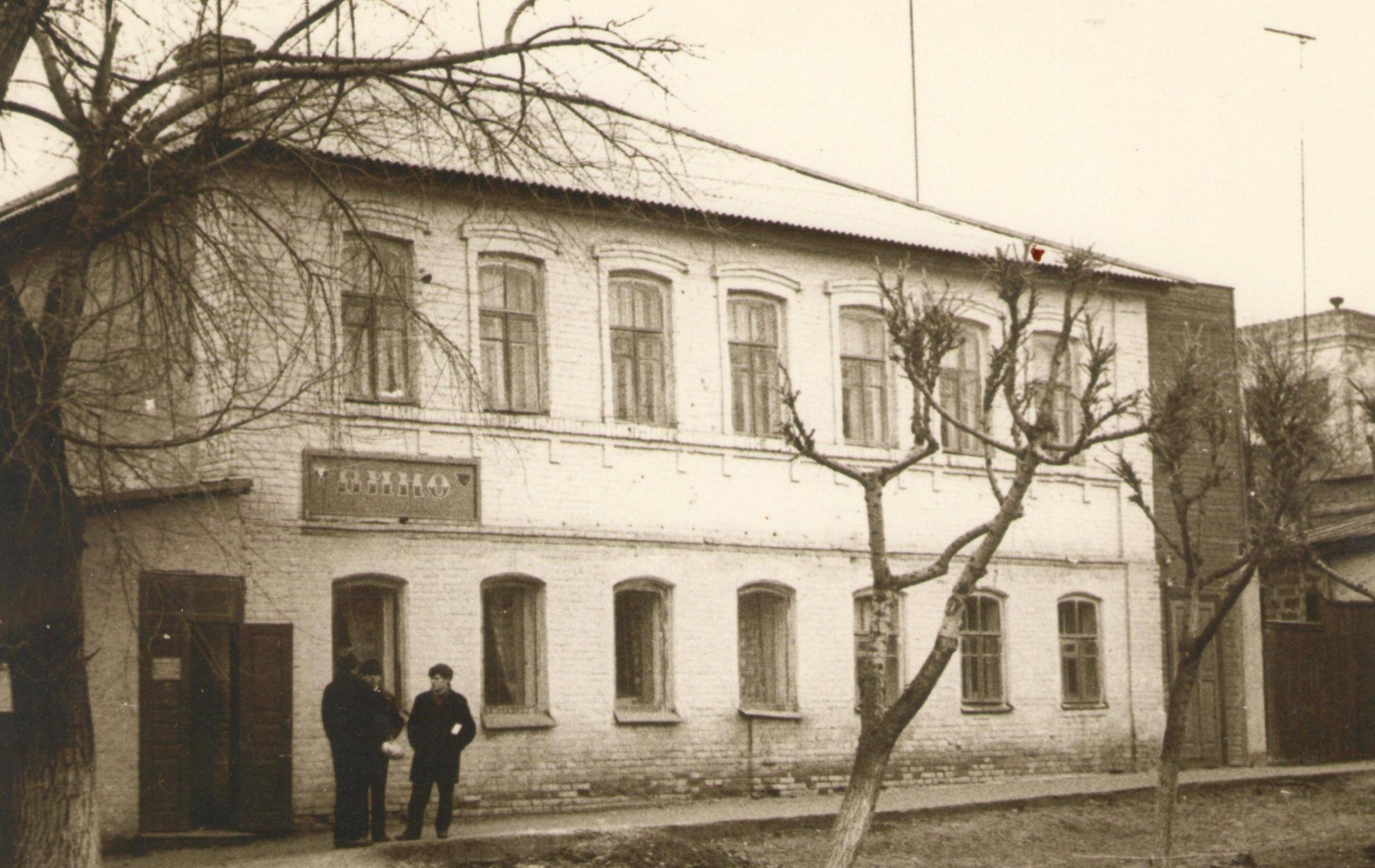 Льговский краеведческий музей. Льговский краеведческий музей фото. Школа 3 Льгов. Школа 2 Льгов.