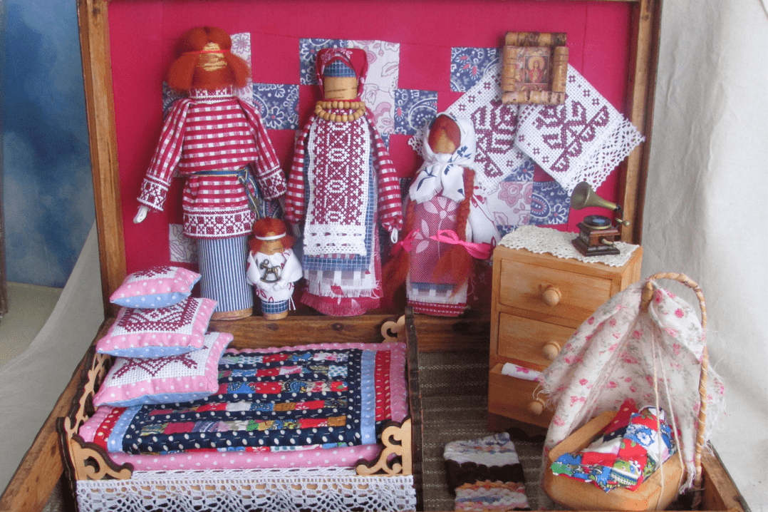 Куклы курянки Екатерины Черноок представлены на выставке в Москве