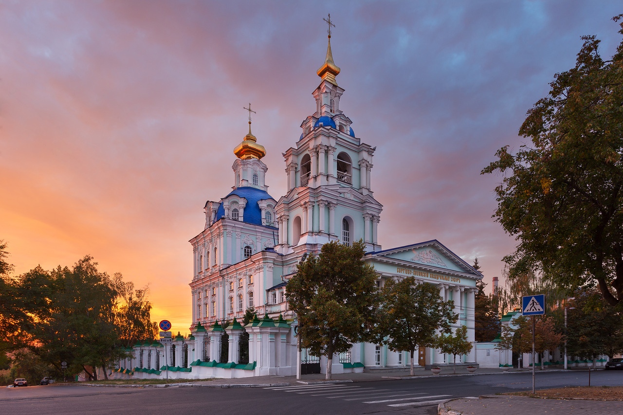 Сергиево-Казанский собор. Адрес — Курская обл., г. Курск, ул. Горького, зд.  27. Фото, режим работы, афиша и события. Соловьиный край